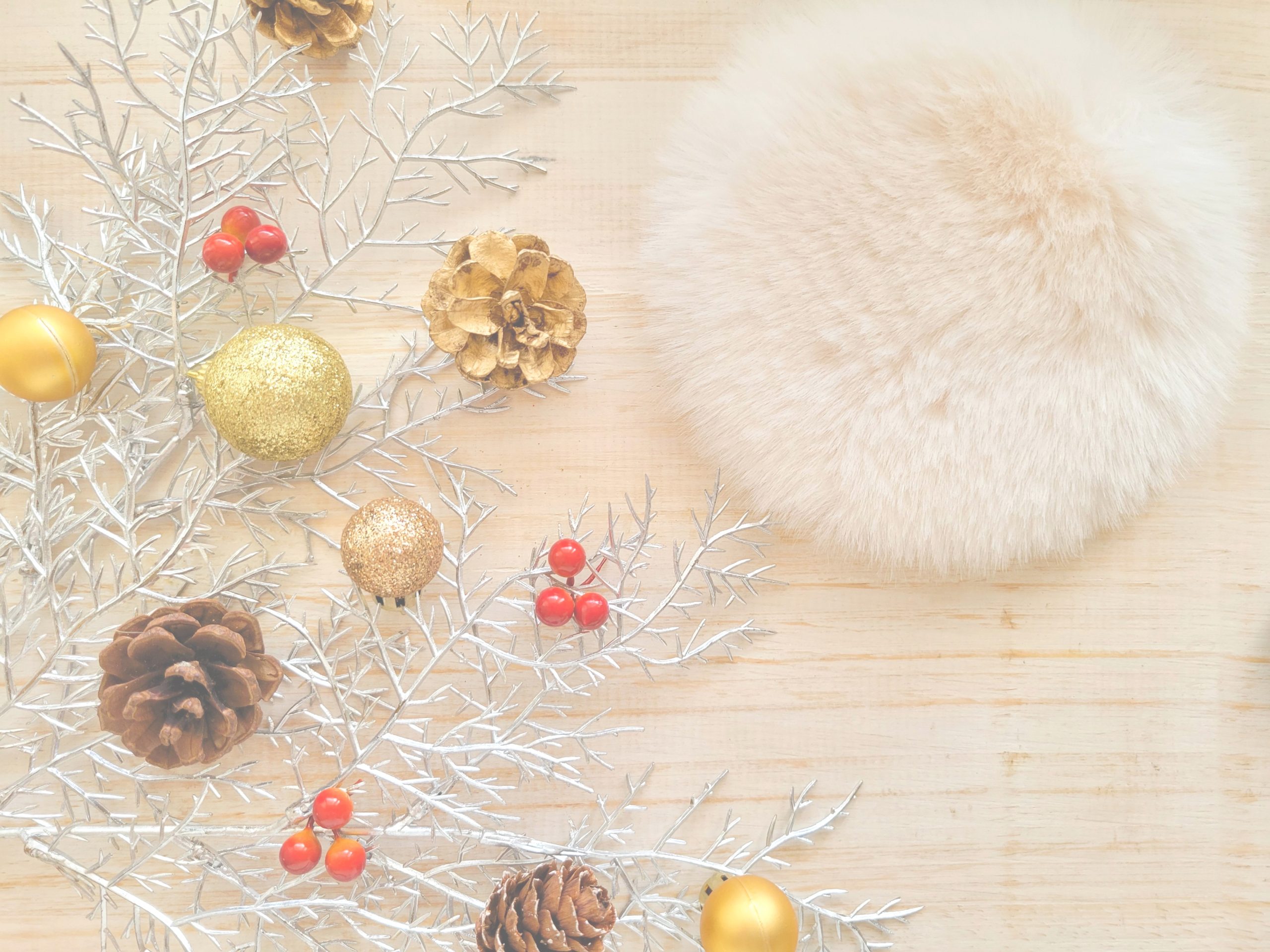 藤沢市 「湘南T-SITE」でワークショップ「pilinaクリスマスコラボワーク ～ガラスのツリーとリボンのミニリース～」を開催