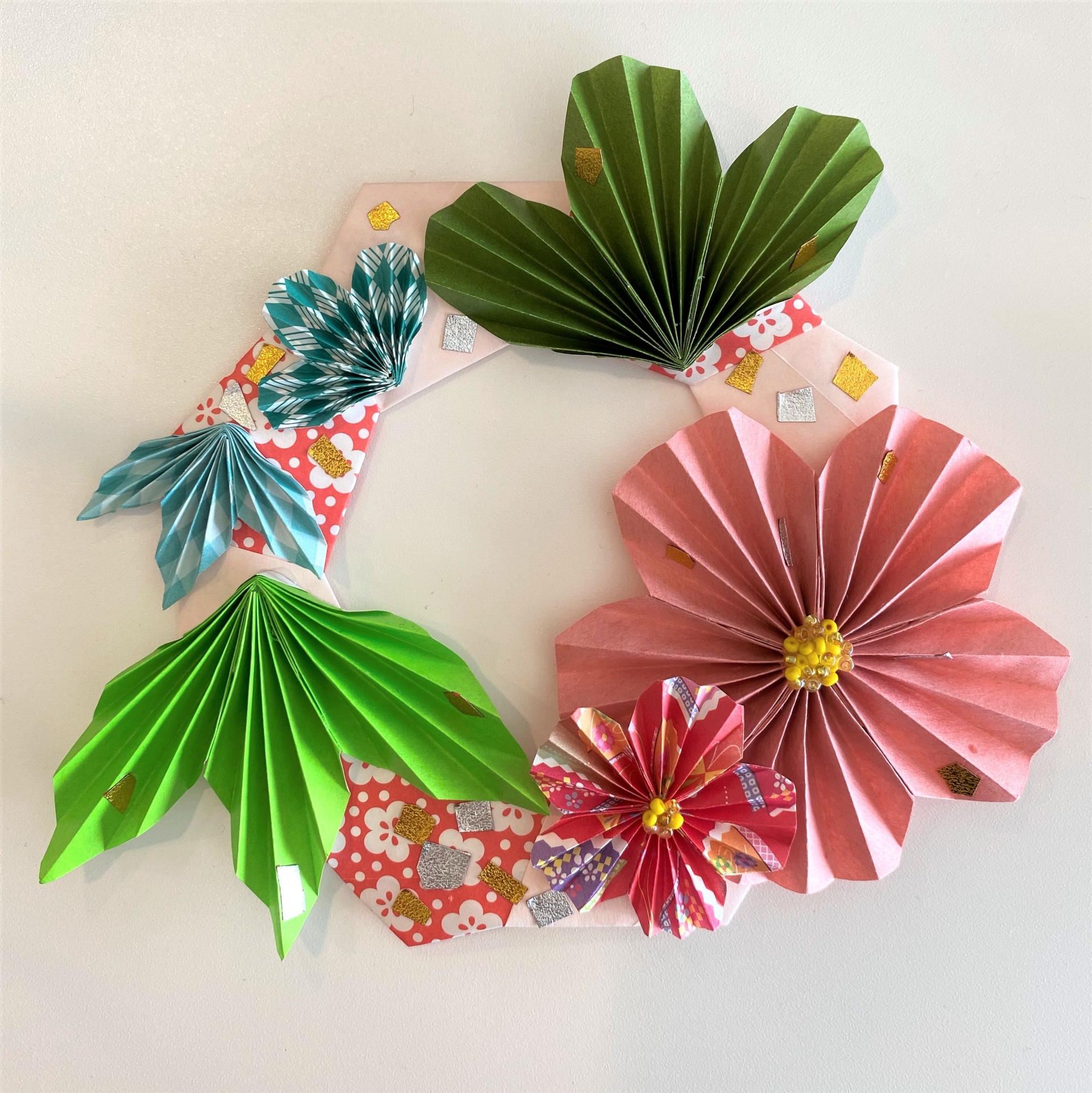 藤沢市 辻堂市民図書館で「おりがみ教室」を開催